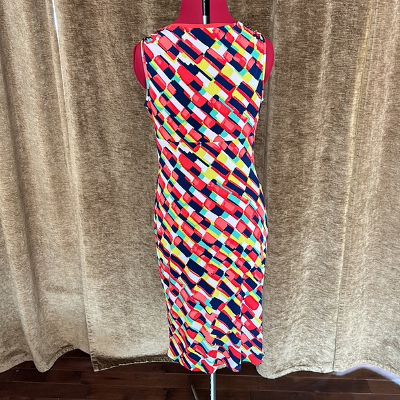 Women’s dress - Picture 2 of 4